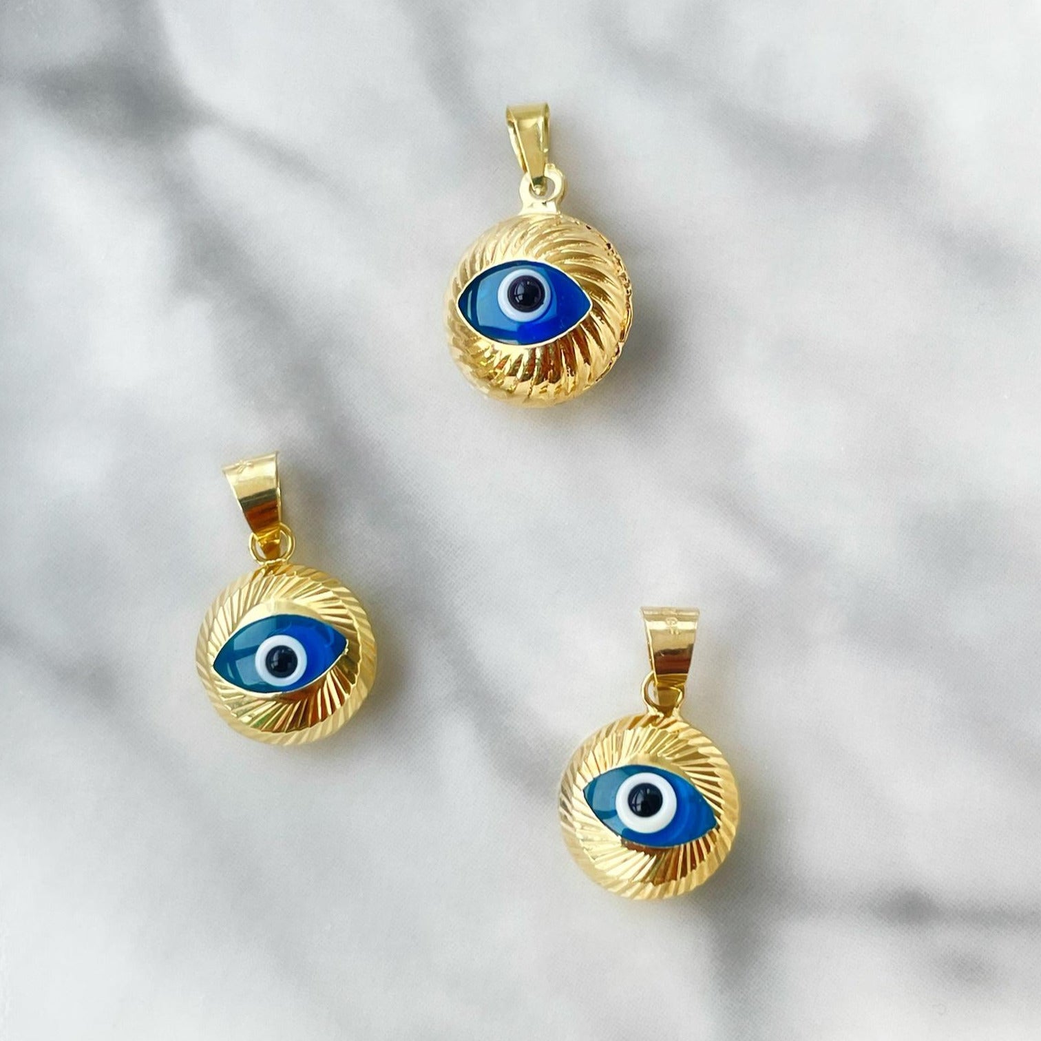 18K Gold Dainty Evil Eye Diamond Necklace | Everyday Jewelry